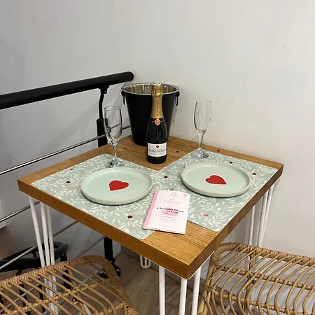 Petite Maison Cosy Et Moderne Avec Bain A Remous *