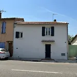 Дом отдыха Petite Maison Cosy Et Moderne Avec Bain A Remous Йер