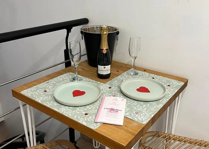 Petite Maison Cosy Et Moderne Avec Bain à Remous *